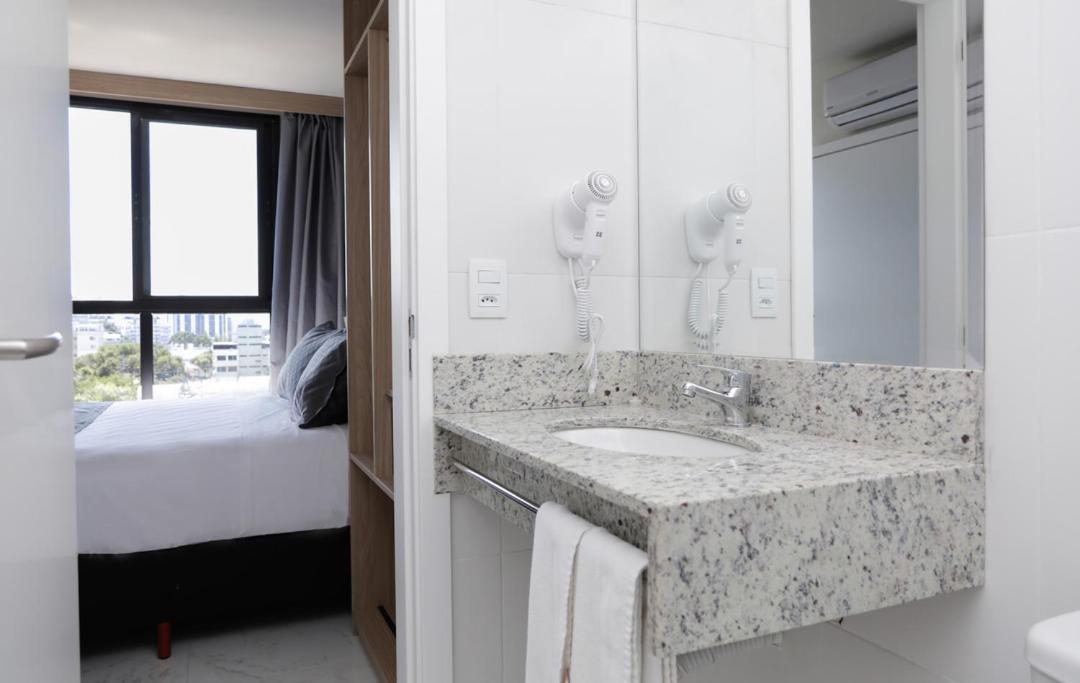 Slim Curitiba Joao Bettega Hotel Exterior photo